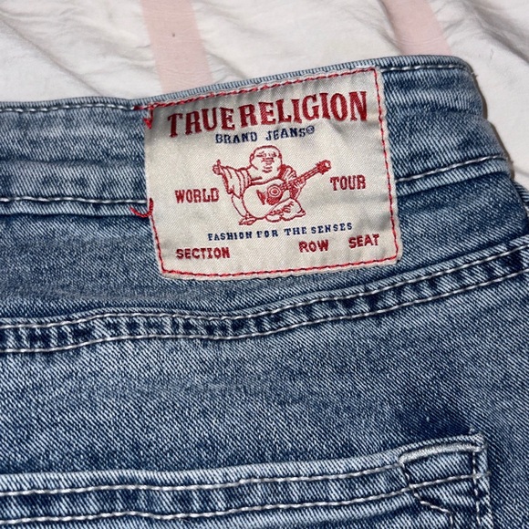 True Religion Classic Blue Jeans With White Stitching - Picture 2 of 4